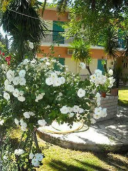 Appartement Maritsas *