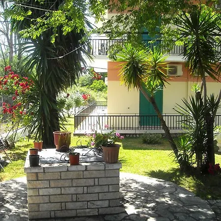 Apartment Maritsas *