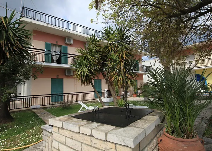 アパート Maritsas